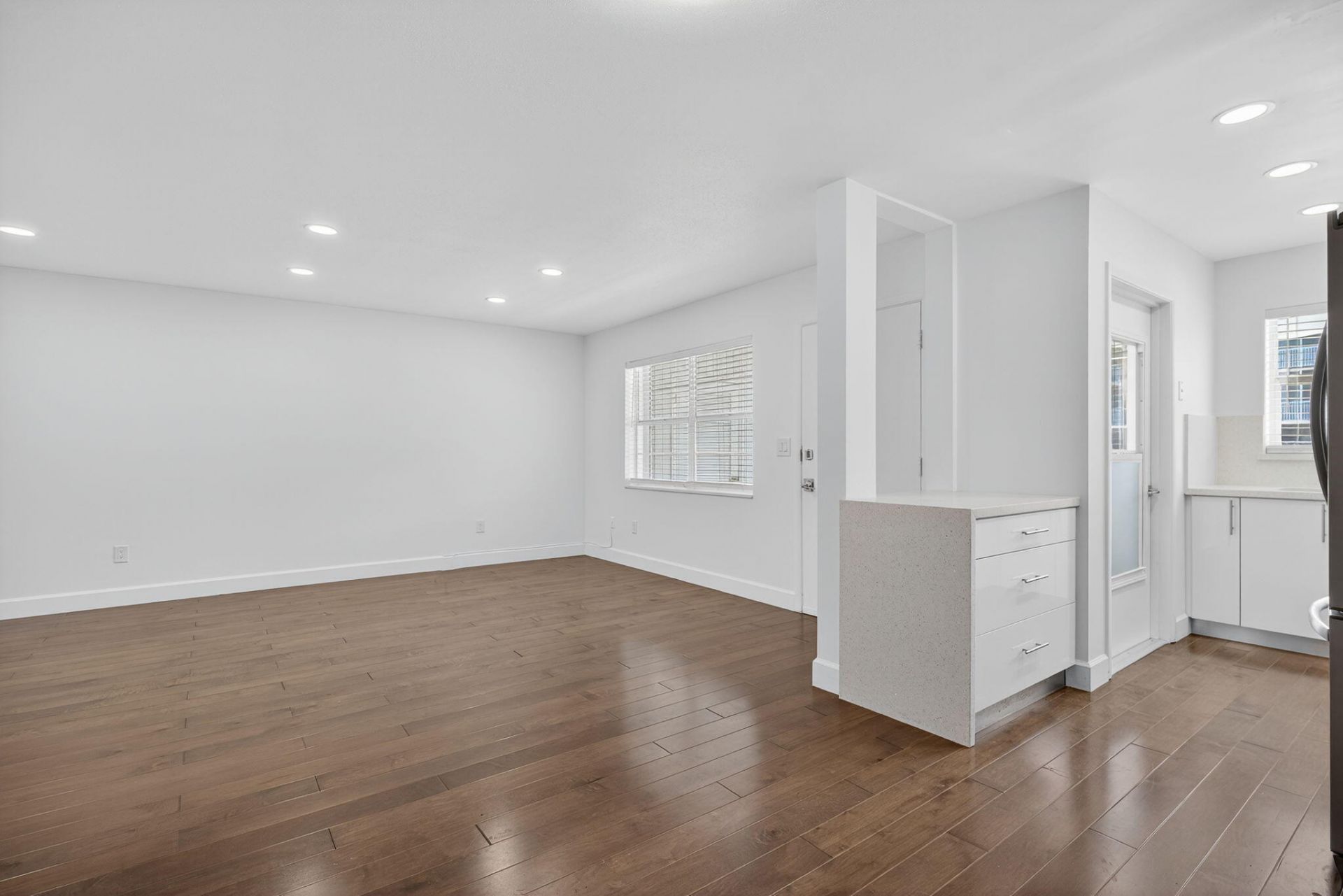 110 Shore Court, Unit 1140, North Palm Beach, FL 33408 Photo