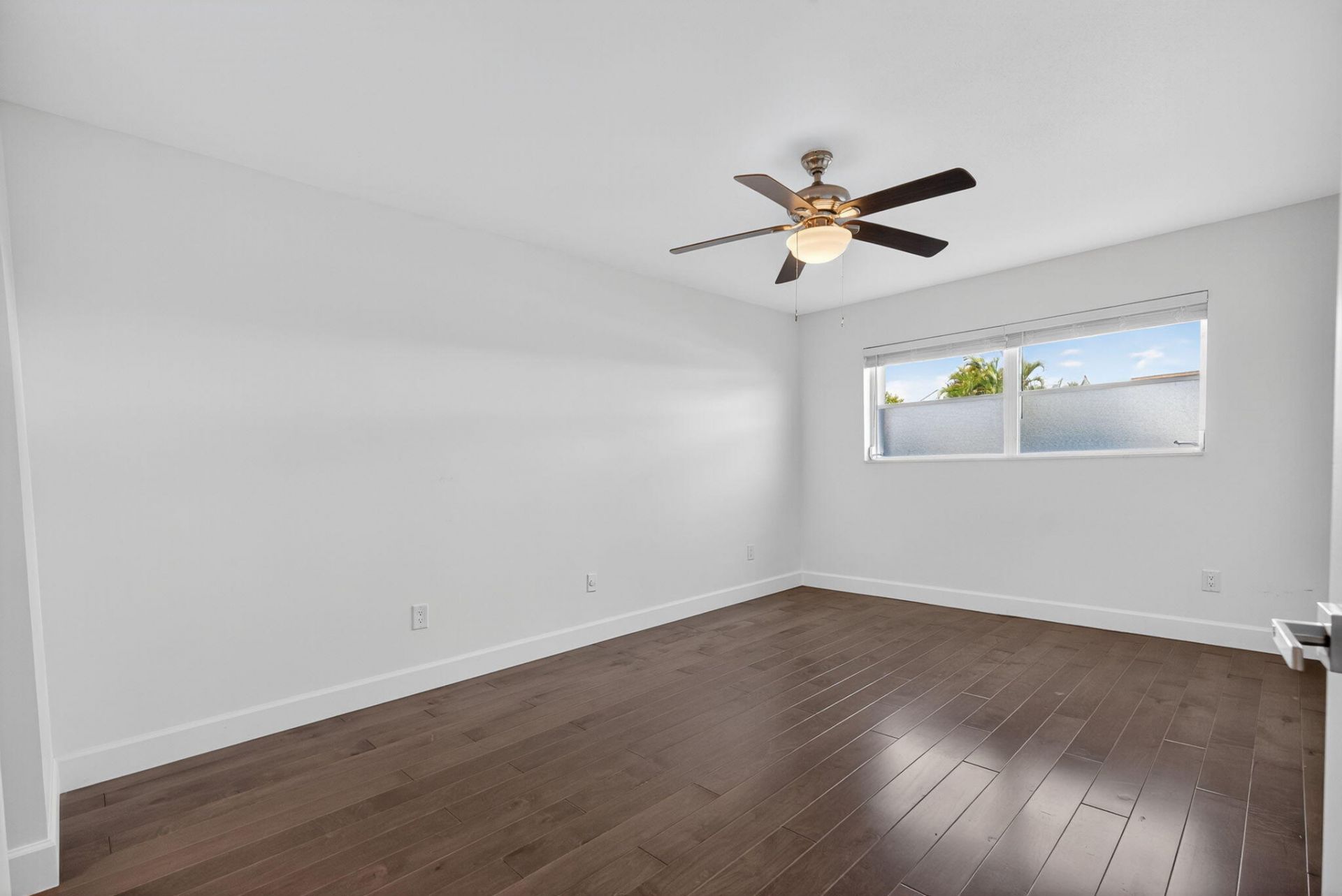 110 Shore Court, Unit 1140, North Palm Beach, FL 33408 Photo