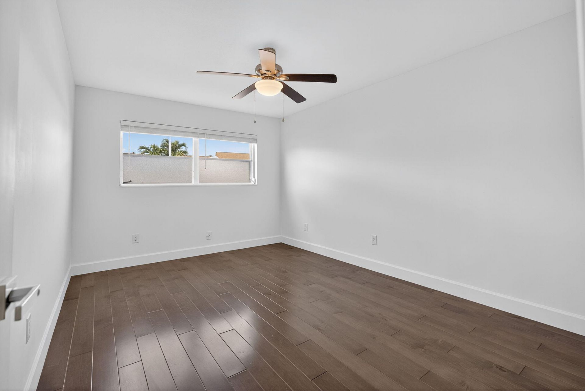 110 Shore Court, Unit 1140, North Palm Beach, FL 33408 Photo