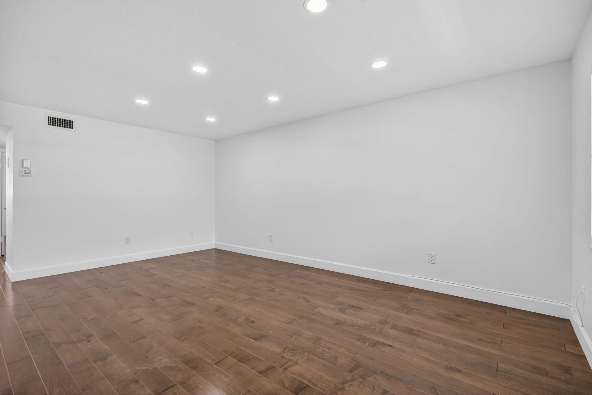 110 Shore Court, Unit 1140, North Palm Beach, FL 33408 Photo