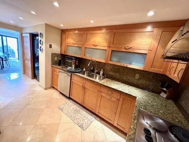 1540 NE Quayside Terrace, Unit D1, Miami, FL 33138 Photo