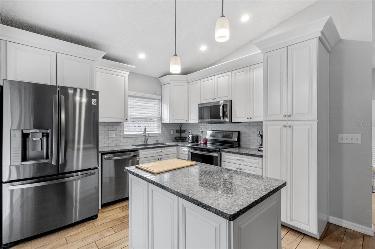 7049 67th Way N, Pinellas Park, FL 33781 Photo