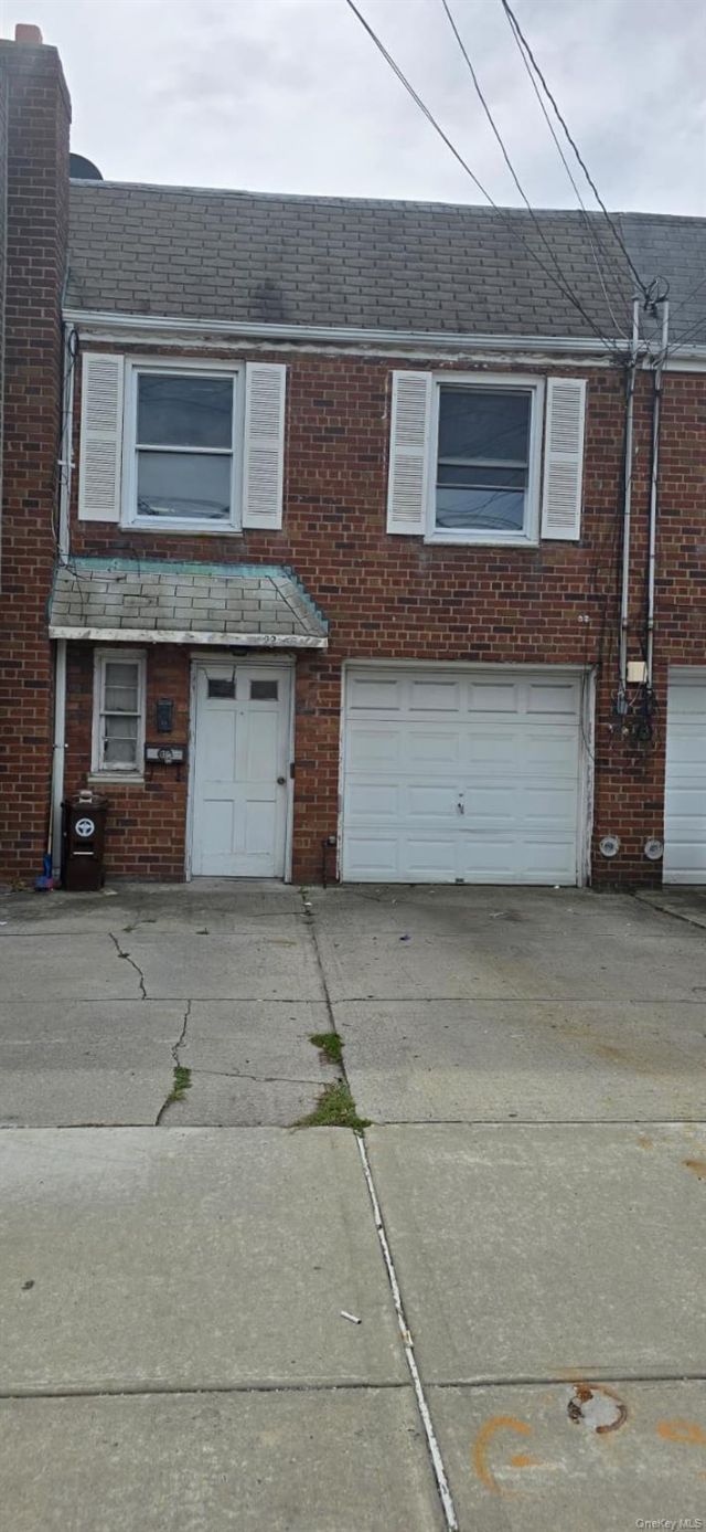 22258 Braddock Avenue, Queens Village, NY 11428 Main Photo