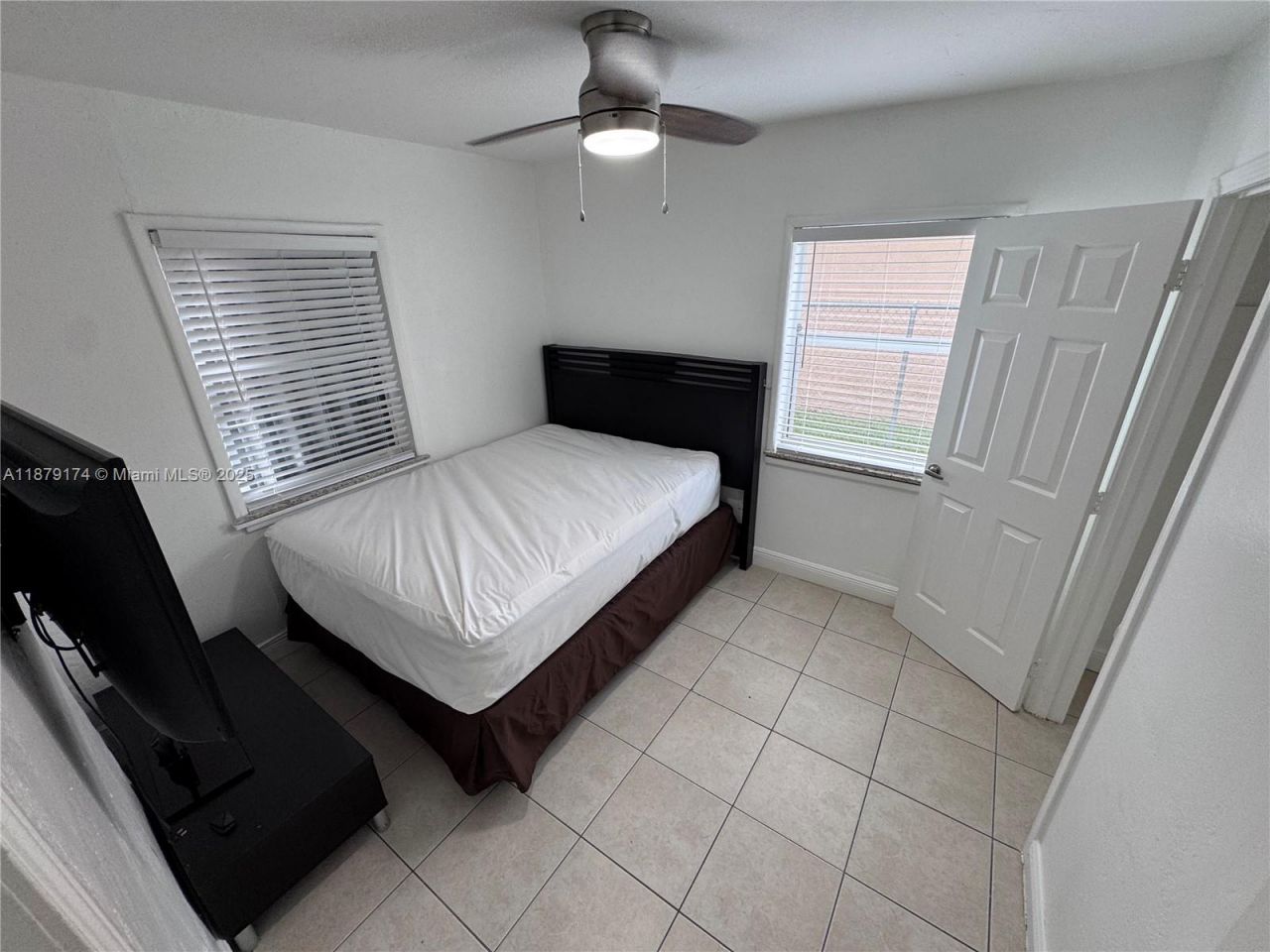 115 NW 28th Ave, Unit 1, Fort Lauderdale, FL 33311 Photo