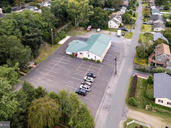 9 MILL STREET, STOCKTON, NJ 08559