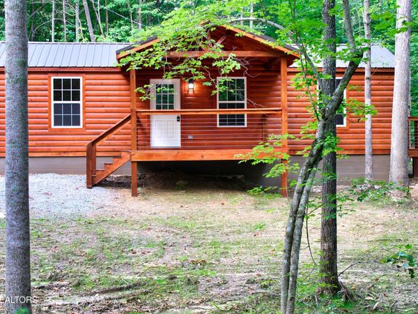 137 John Cox Rd, Deer Lodge, TN 37726