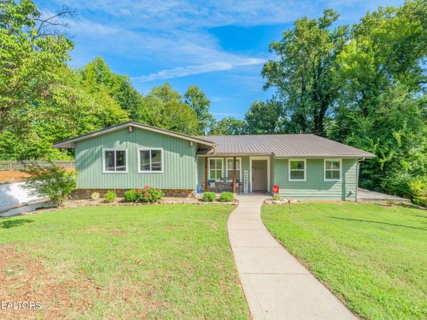 828 Sargent Drive, Kingston, TN 37763