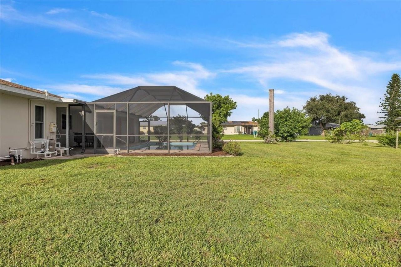 907 Sidney Terrace Nw, Port Charlotte, FL 33948 Photo