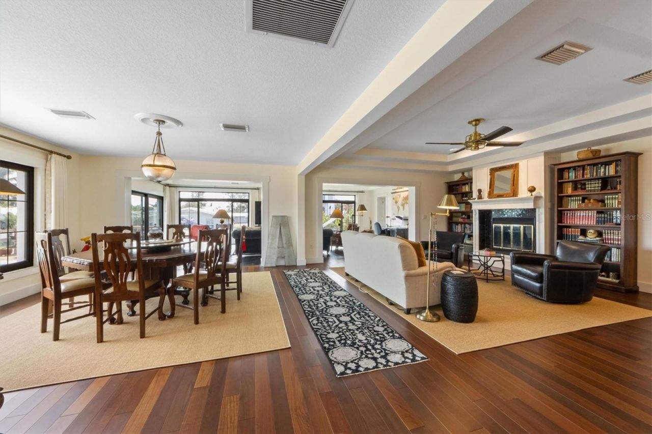 505 75th Street, Holmes Beach, FL 34217 Photo