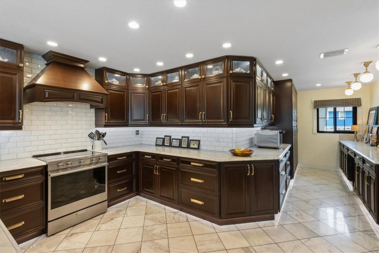 505 75th Street, Holmes Beach, FL 34217 Photo