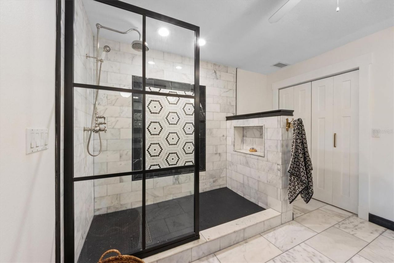 505 75th Street, Holmes Beach, FL 34217 Photo