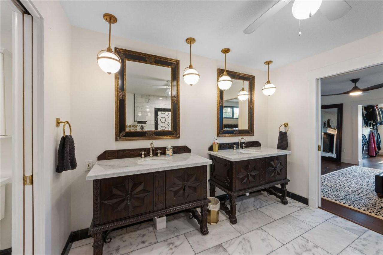 505 75th Street, Holmes Beach, FL 34217 Photo