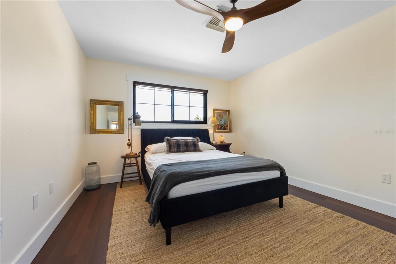 505 75th Street, Holmes Beach, FL 34217 Photo