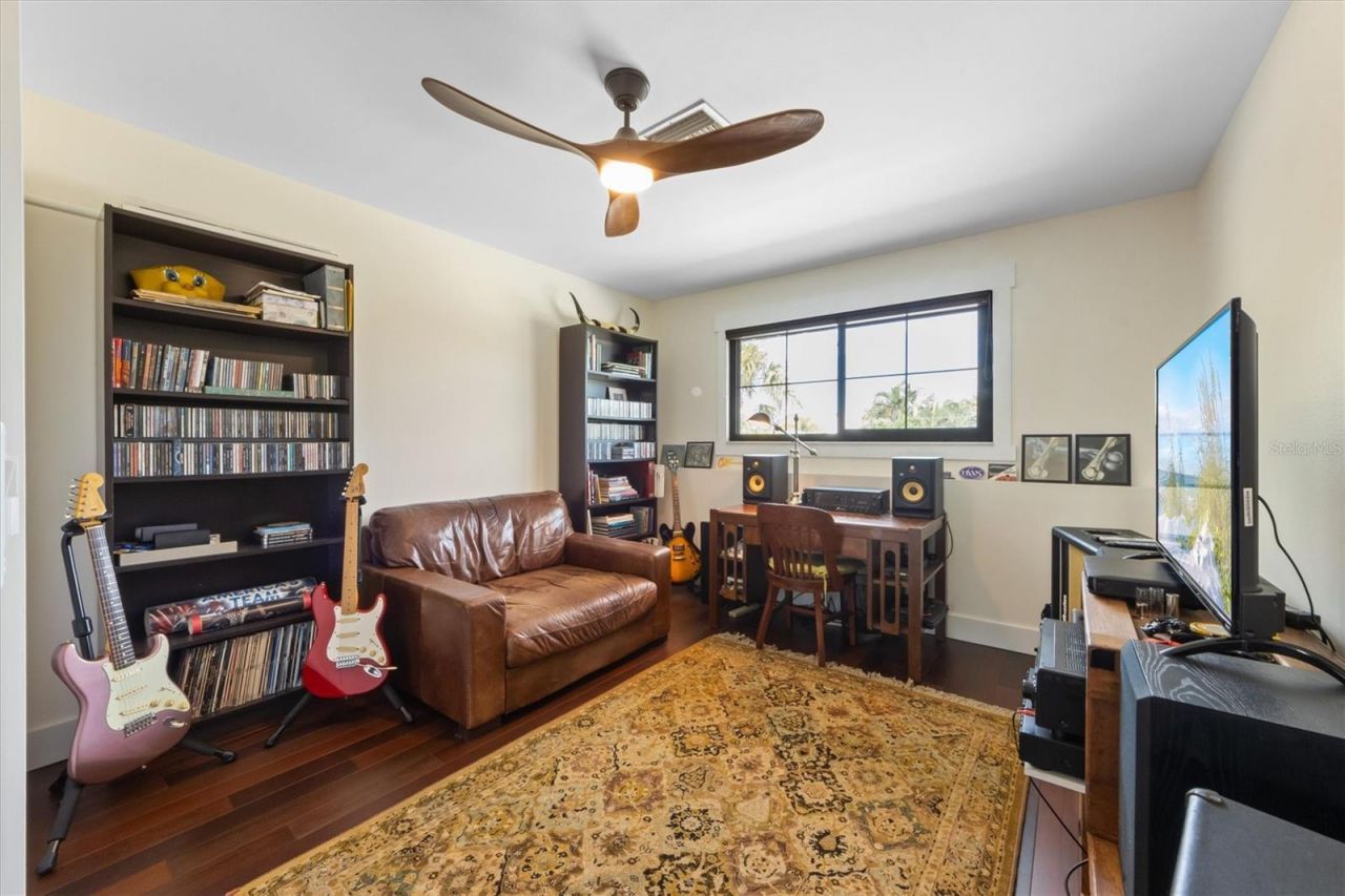 505 75th Street, Holmes Beach, FL 34217 Photo