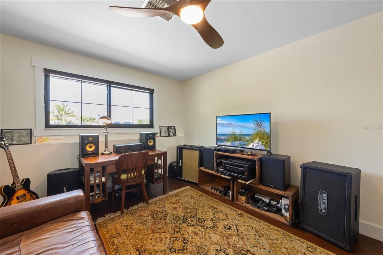 505 75th Street, Holmes Beach, FL 34217 Photo