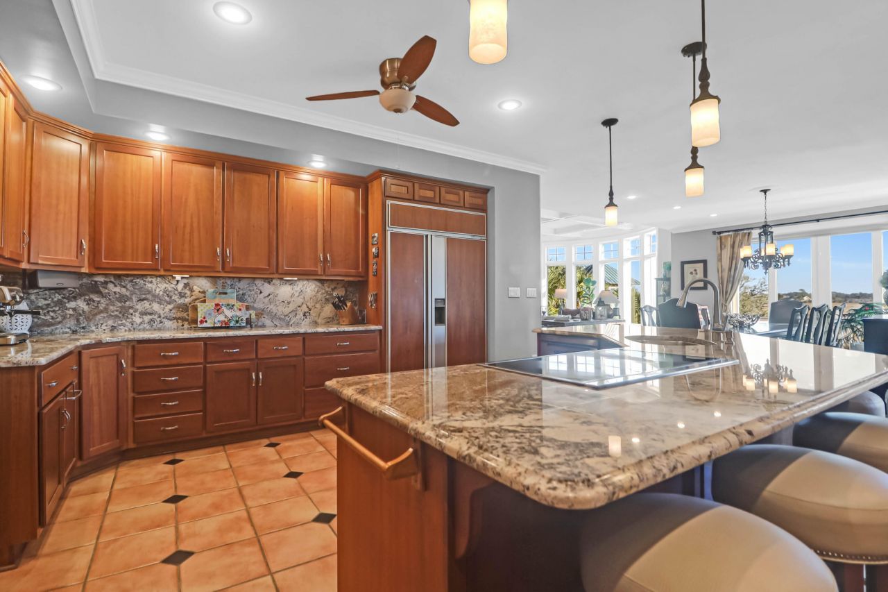 1563 Headquarters Plantation Drive Photo 23