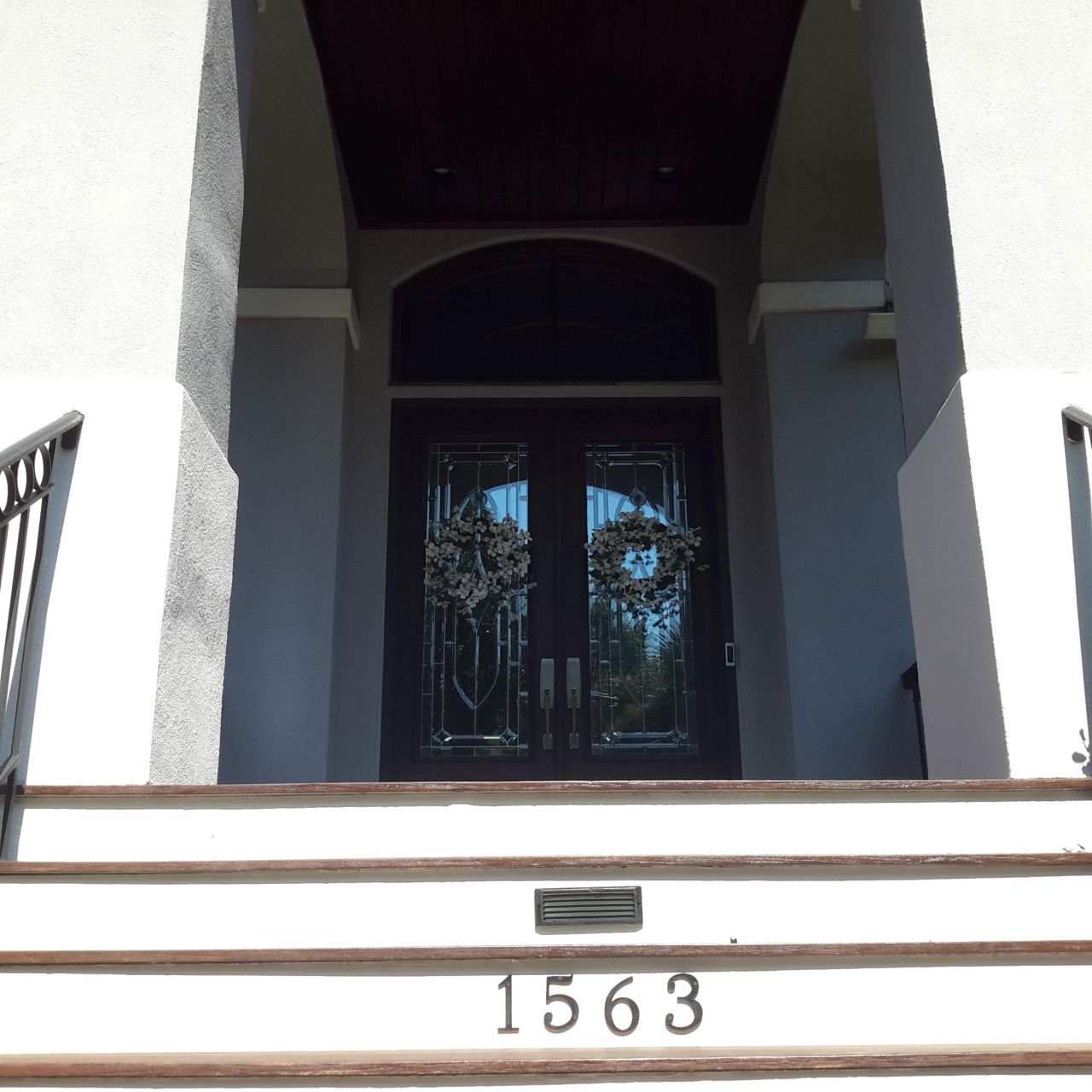 1563 Headquarters Plantation Drive Photo 4