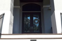 1563 Headquarters Plantation Drive photo 4