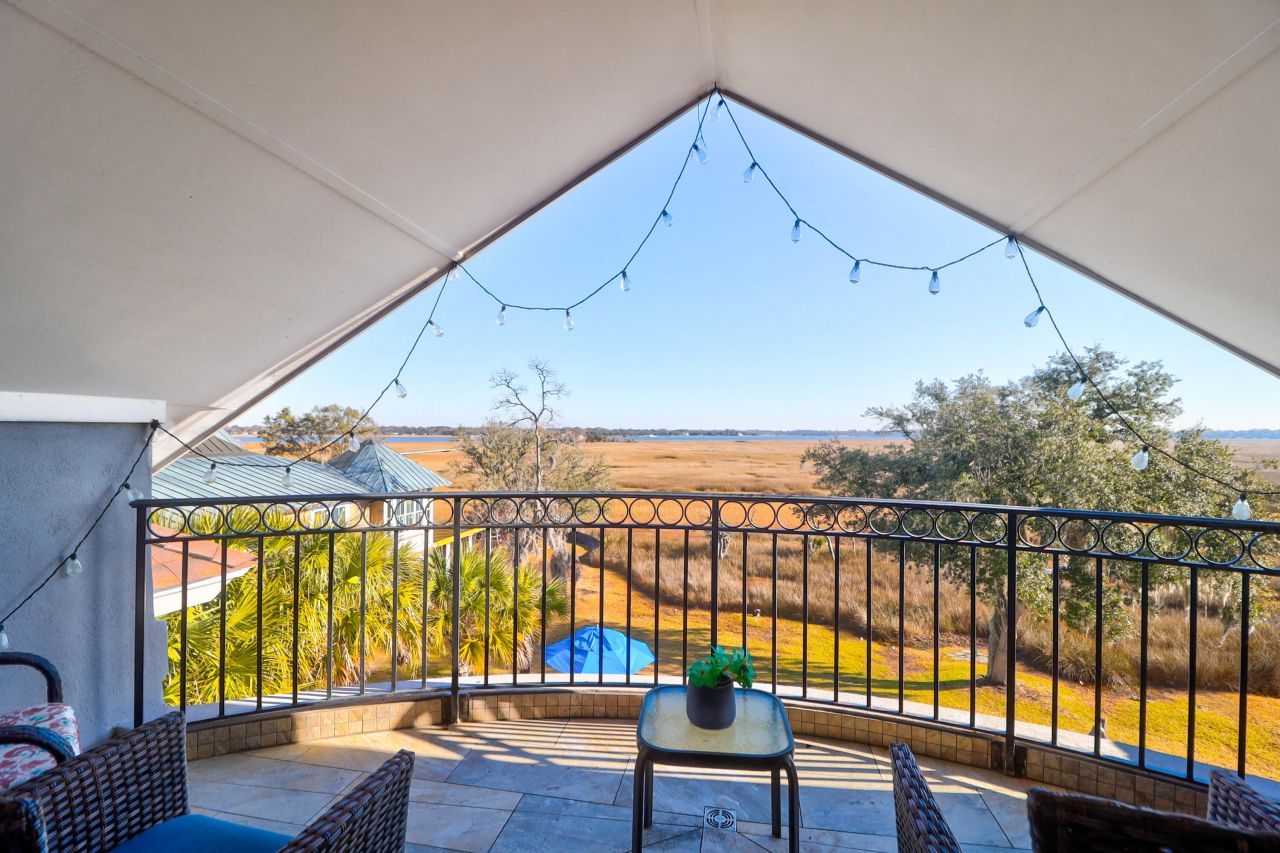 1563 Headquarters Plantation Drive Photo 48