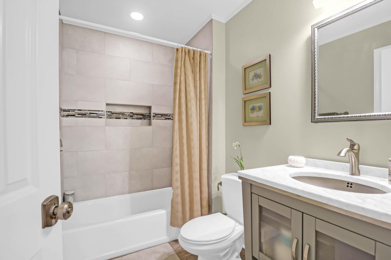 1563 Headquarters Plantation Drive Photo 51