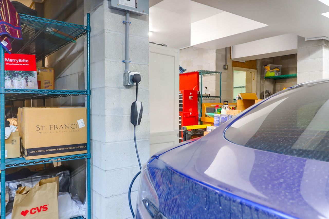 1563 Headquarters Plantation Drive Photo 56