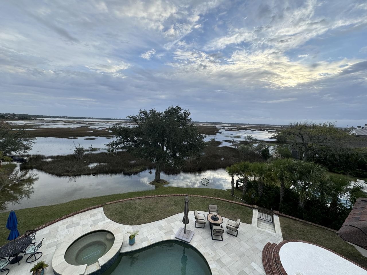 1563 Headquarters Plantation Drive Photo 92