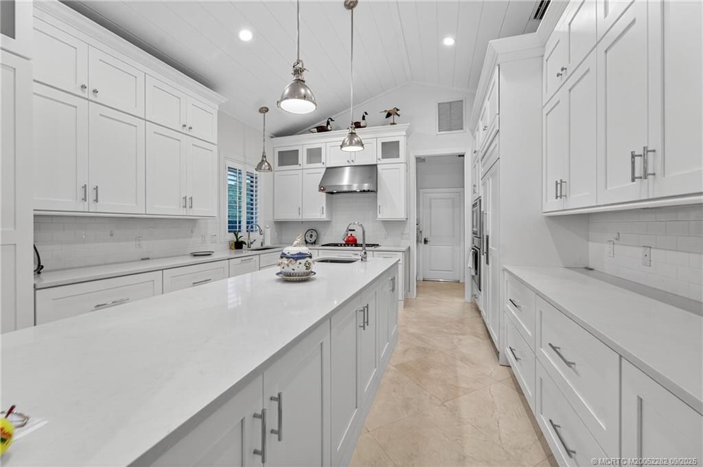 11694 SE Plandome Drive, Hobe Sound, FL 33455 Photo