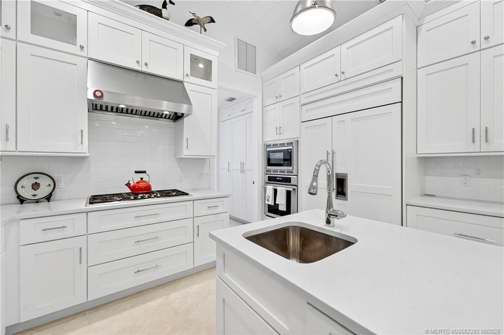 11694 SE Plandome Drive, Hobe Sound, FL 33455 Photo