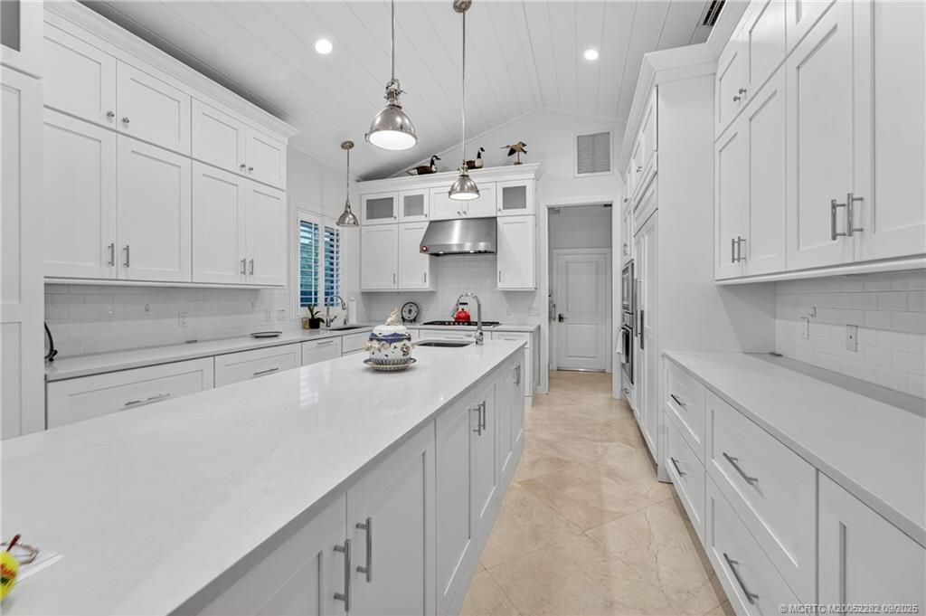 11694 SE Plandome Drive, Hobe Sound, FL 33455 Photo