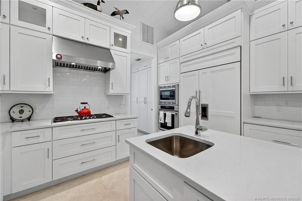 11694 SE Plandome Drive, Hobe Sound, FL 33455 Photo