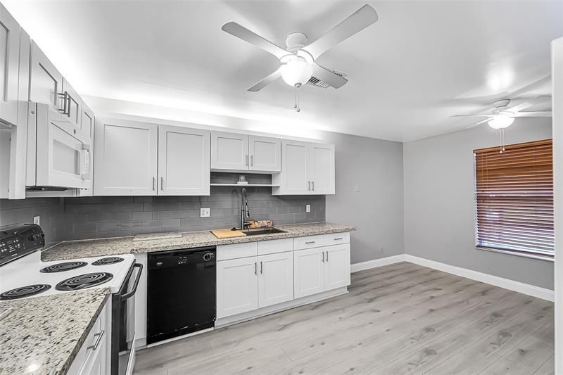 1521 NW 19th Ter, Unit 101, Delray Beach, FL 33445 Photo