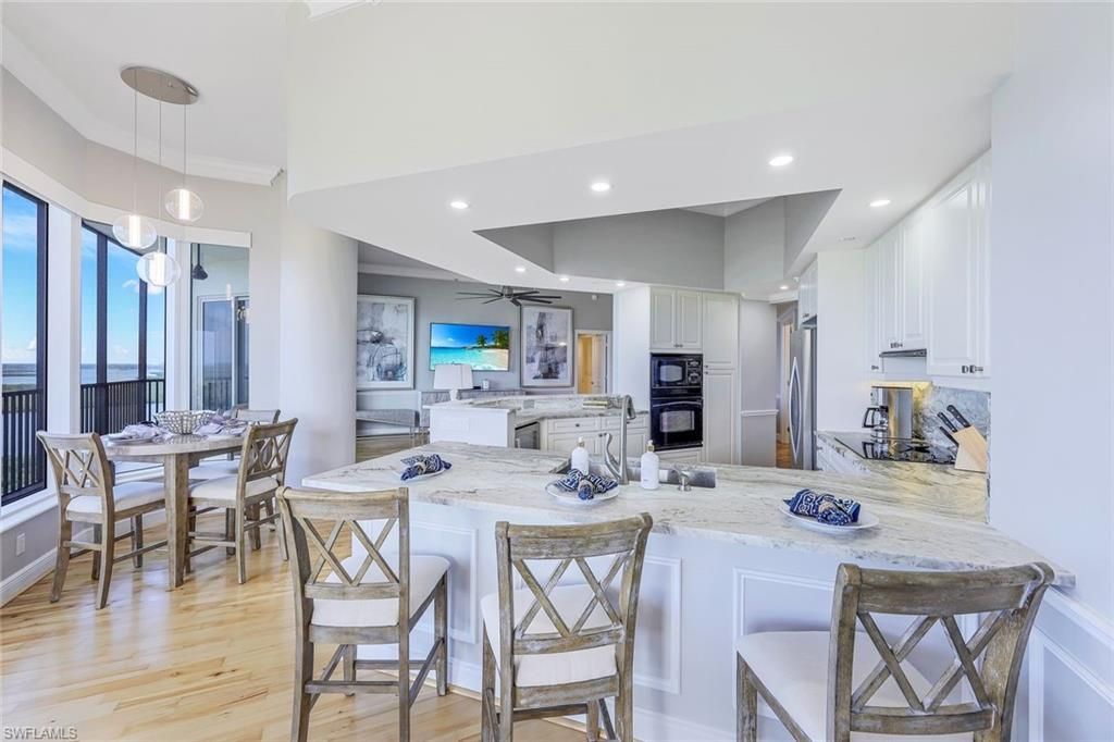 1060 Borghese Ln, Unit 2002, Naples, FL 34114 Photo