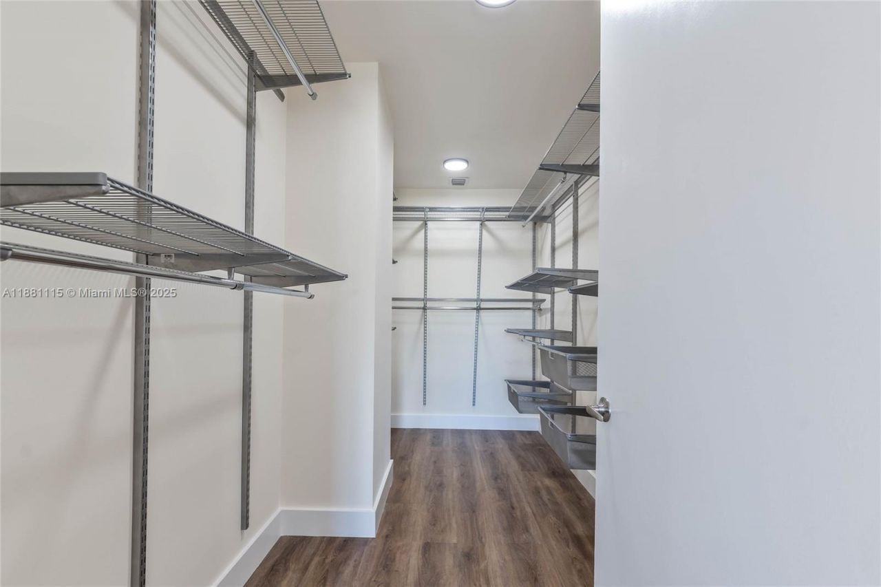 345 Madeira Ave, Unit 345, Coral Gables, FL 33134 Photo