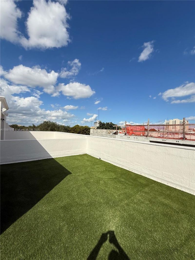 345 Madeira Ave, Unit 345, Coral Gables, FL 33134 Photo