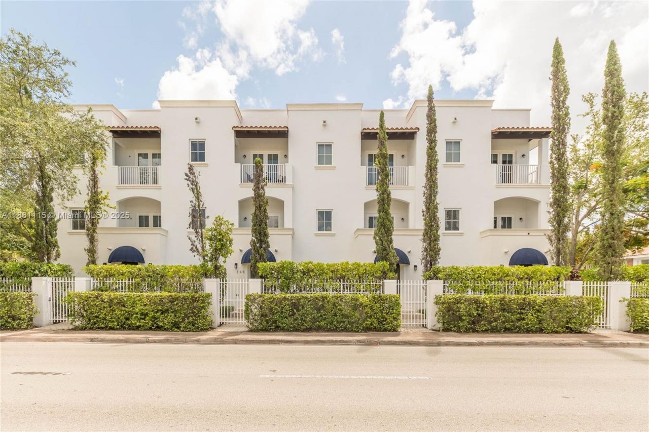 345 Madeira Ave, Unit 345, Coral Gables, FL 33134 Photo