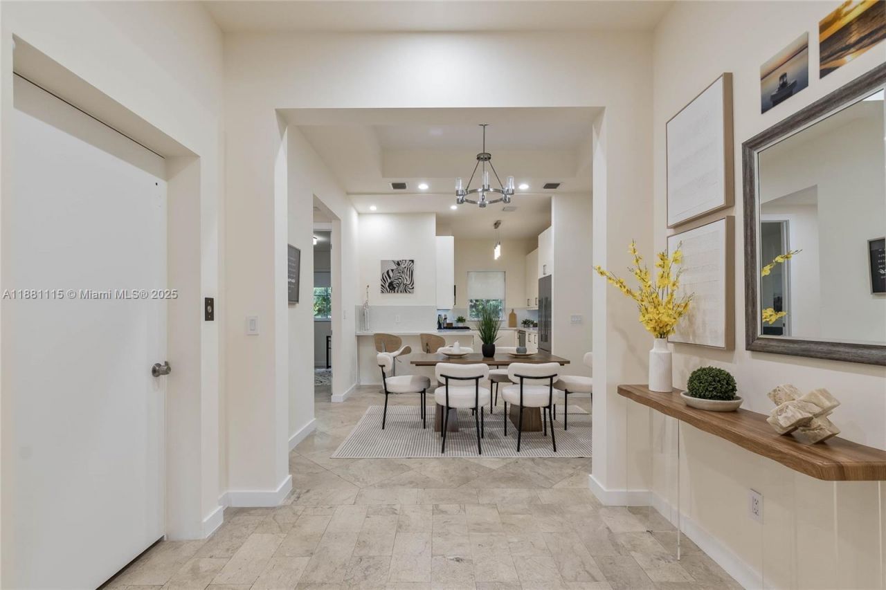 345 Madeira Ave, Unit 345, Coral Gables, FL 33134 Photo