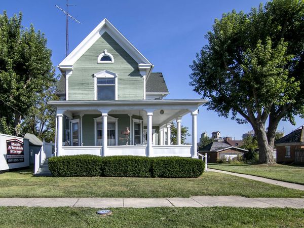 105 W Dorion Street, Beaverville, IL 60912