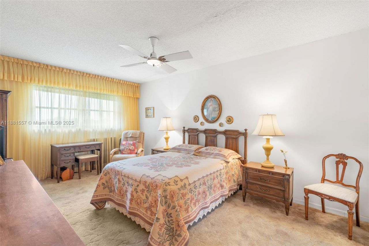 1005 Country Club Dr, Unit 405, Margate, FL 33063 Photo