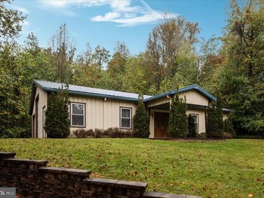563 PARK VIEW DRIVE, LURAY, VA 22835