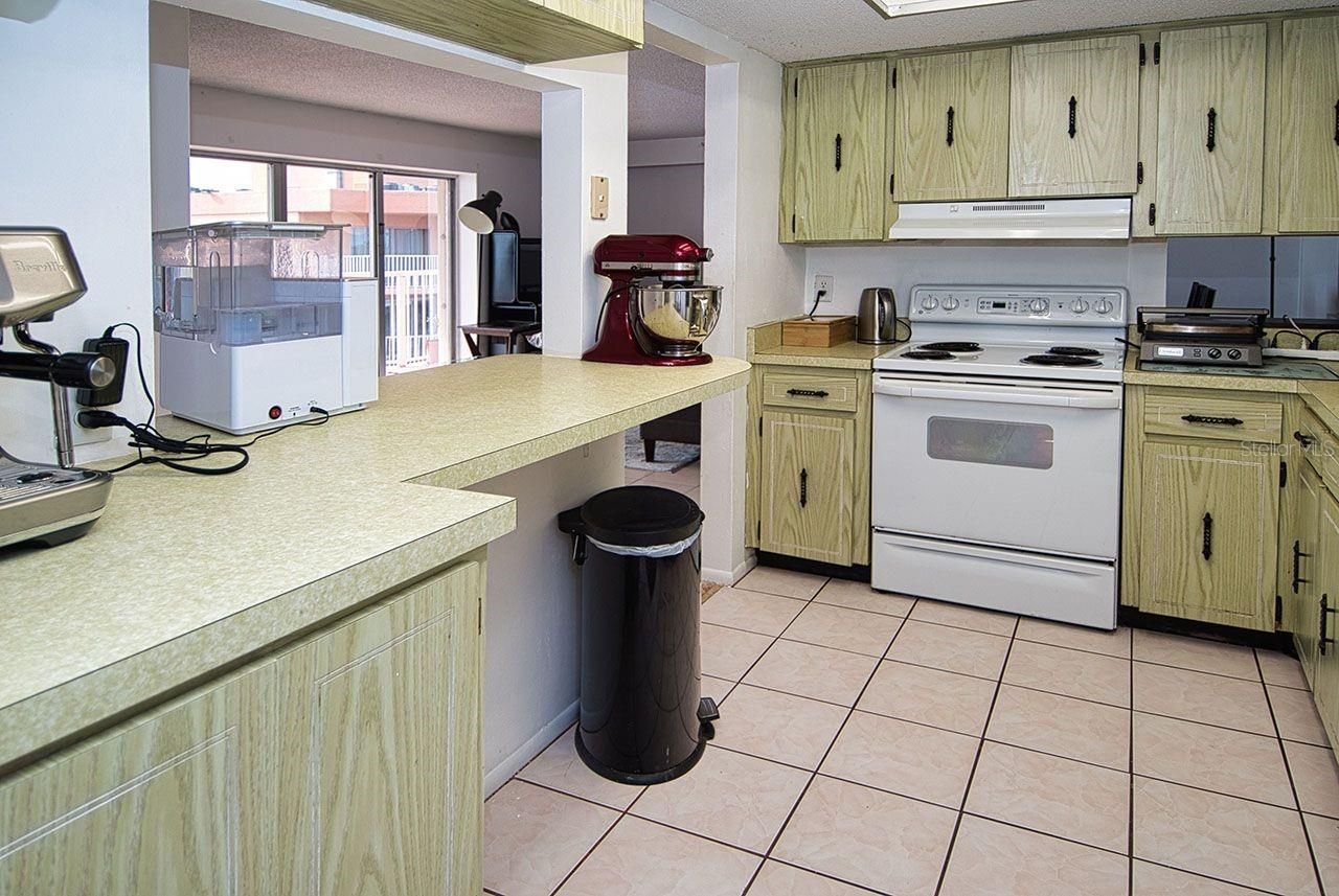 7430 Sunshine Skyway Lane S, Unit 804, Saint Petersburg, FL 33711 Photo