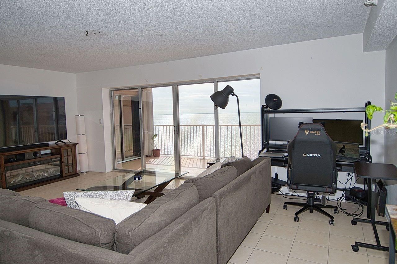 7430 Sunshine Skyway Lane S, Unit 804, Saint Petersburg, FL 33711 Photo