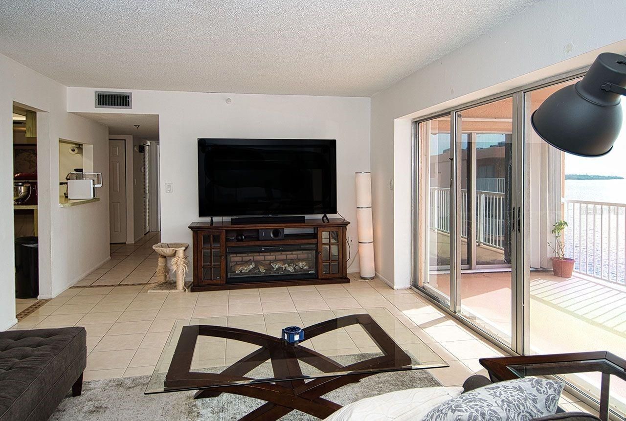 7430 Sunshine Skyway Lane S, Unit 804, Saint Petersburg, FL 33711 Photo