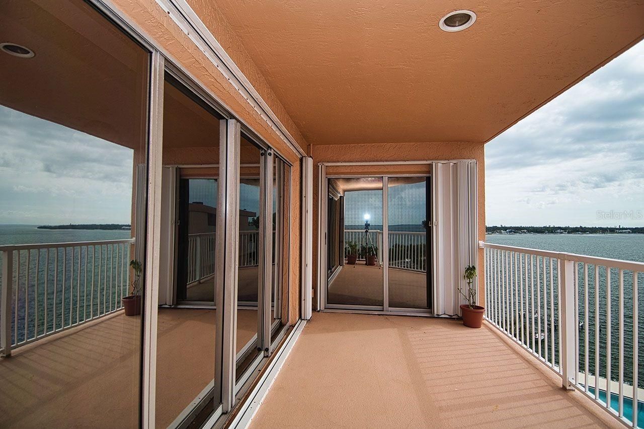 7430 Sunshine Skyway Lane S, Unit 804, Saint Petersburg, FL 33711 Photo