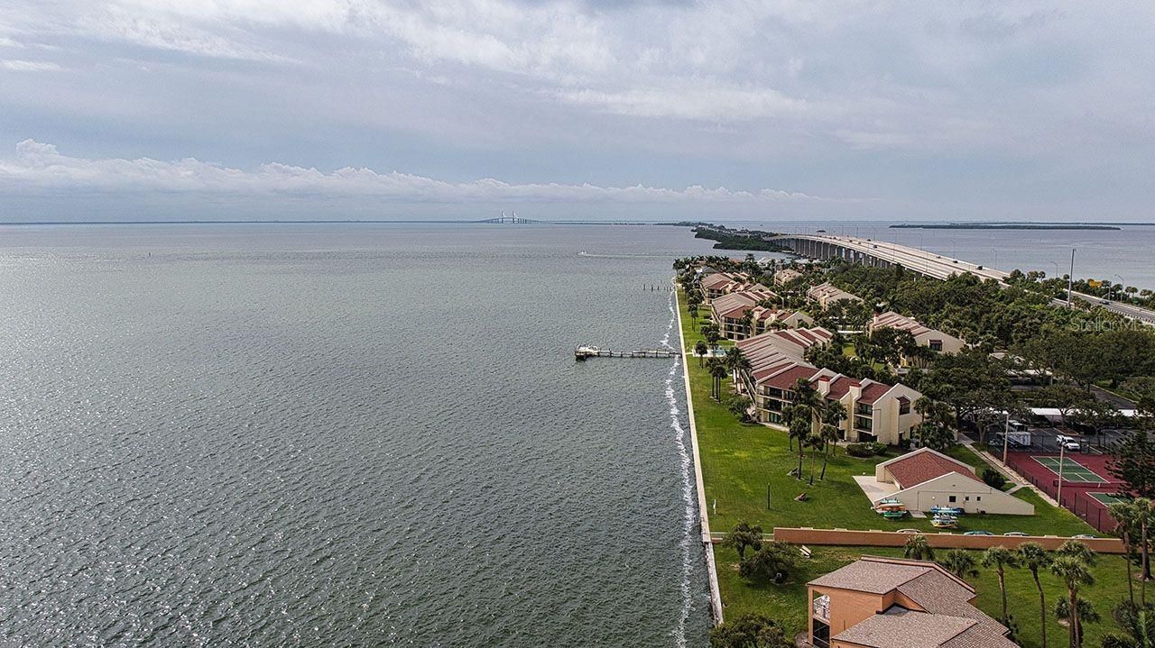 7430 Sunshine Skyway Lane S, Unit 804, Saint Petersburg, FL 33711 Photo