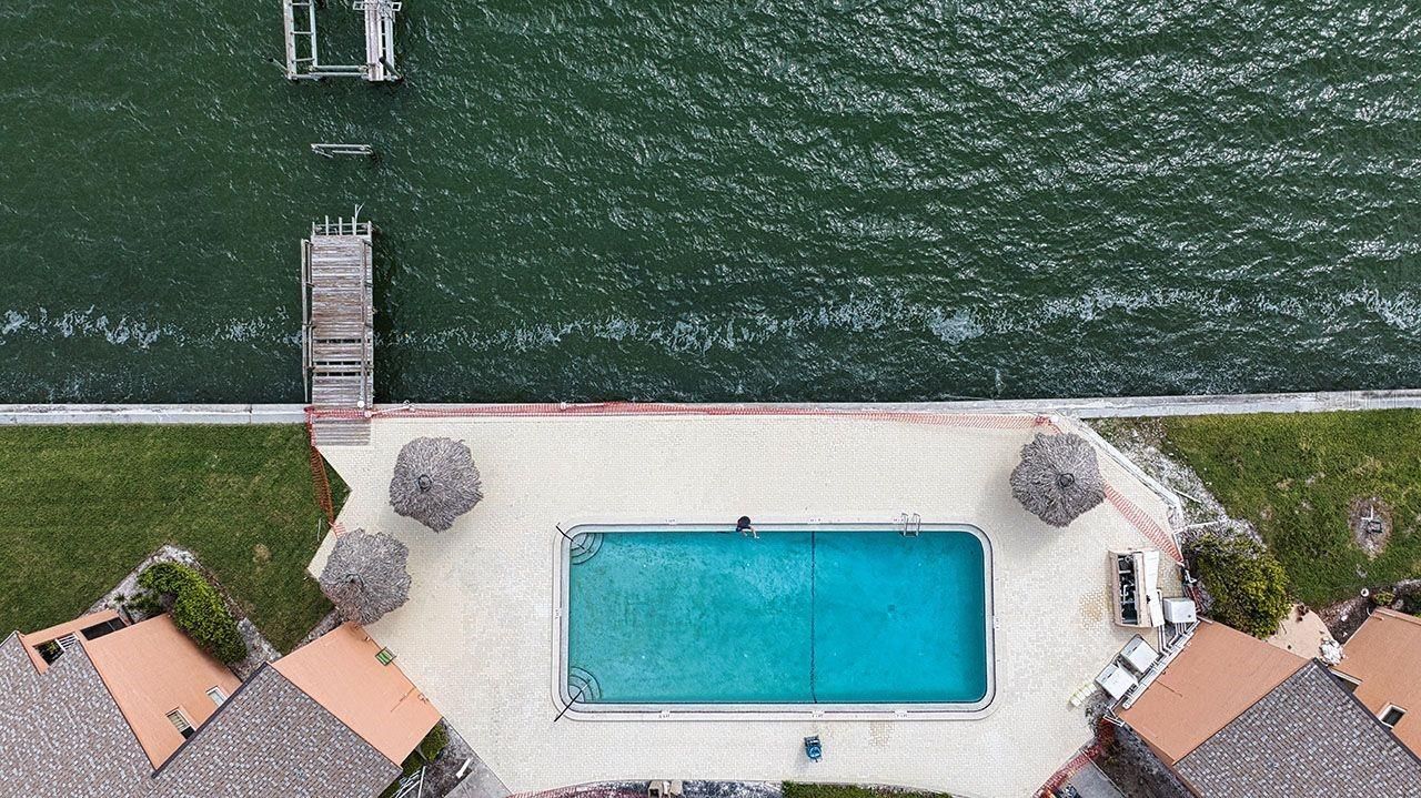 7430 Sunshine Skyway Lane S, Unit 804, Saint Petersburg, FL 33711 Photo