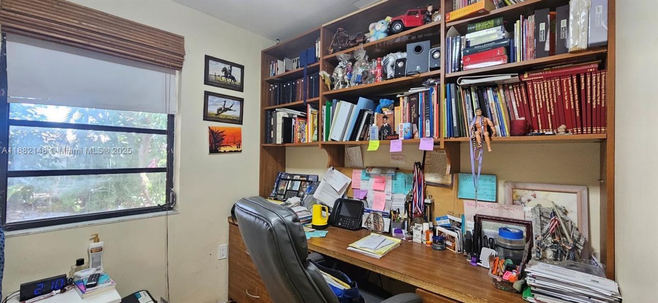 243 NW 62nd Ct, Miami, FL 33126 Photo