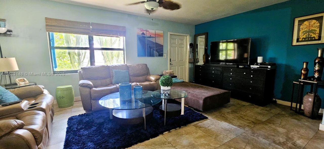 243 NW 62nd Ct, Miami, FL 33126 Photo