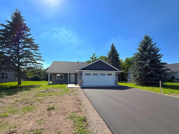 810 Morrison Avenue, Annandale, MN 55302