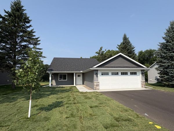 810 Morrison Avenue, Annandale, MN 55302