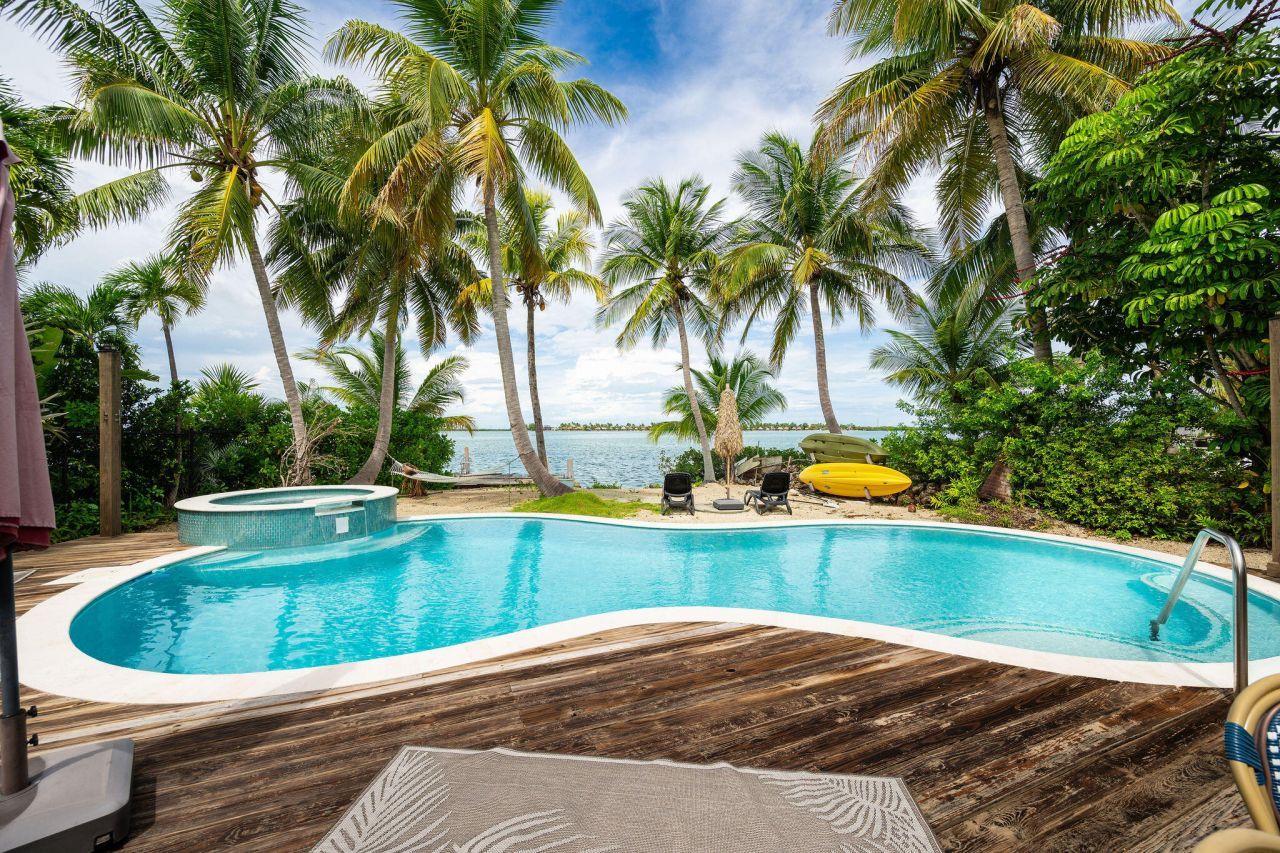 78 Bay Drive, Saddle Bunch, FL 33040 Photo